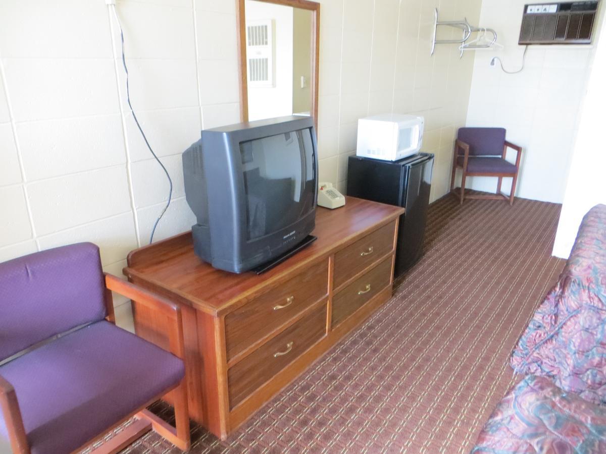 Deluxe Inn/Extended Stay - Council Bluffs Carter Lake Εξωτερικό φωτογραφία