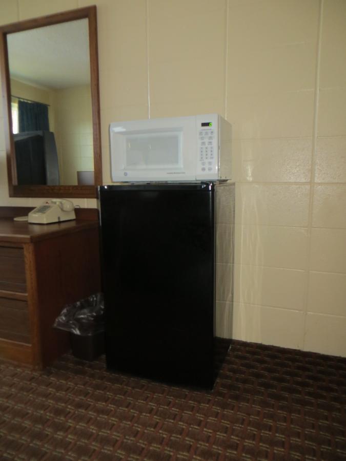 Deluxe Inn/Extended Stay - Council Bluffs Carter Lake Εξωτερικό φωτογραφία