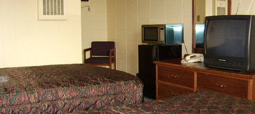 Deluxe Inn/Extended Stay - Council Bluffs Carter Lake Εξωτερικό φωτογραφία